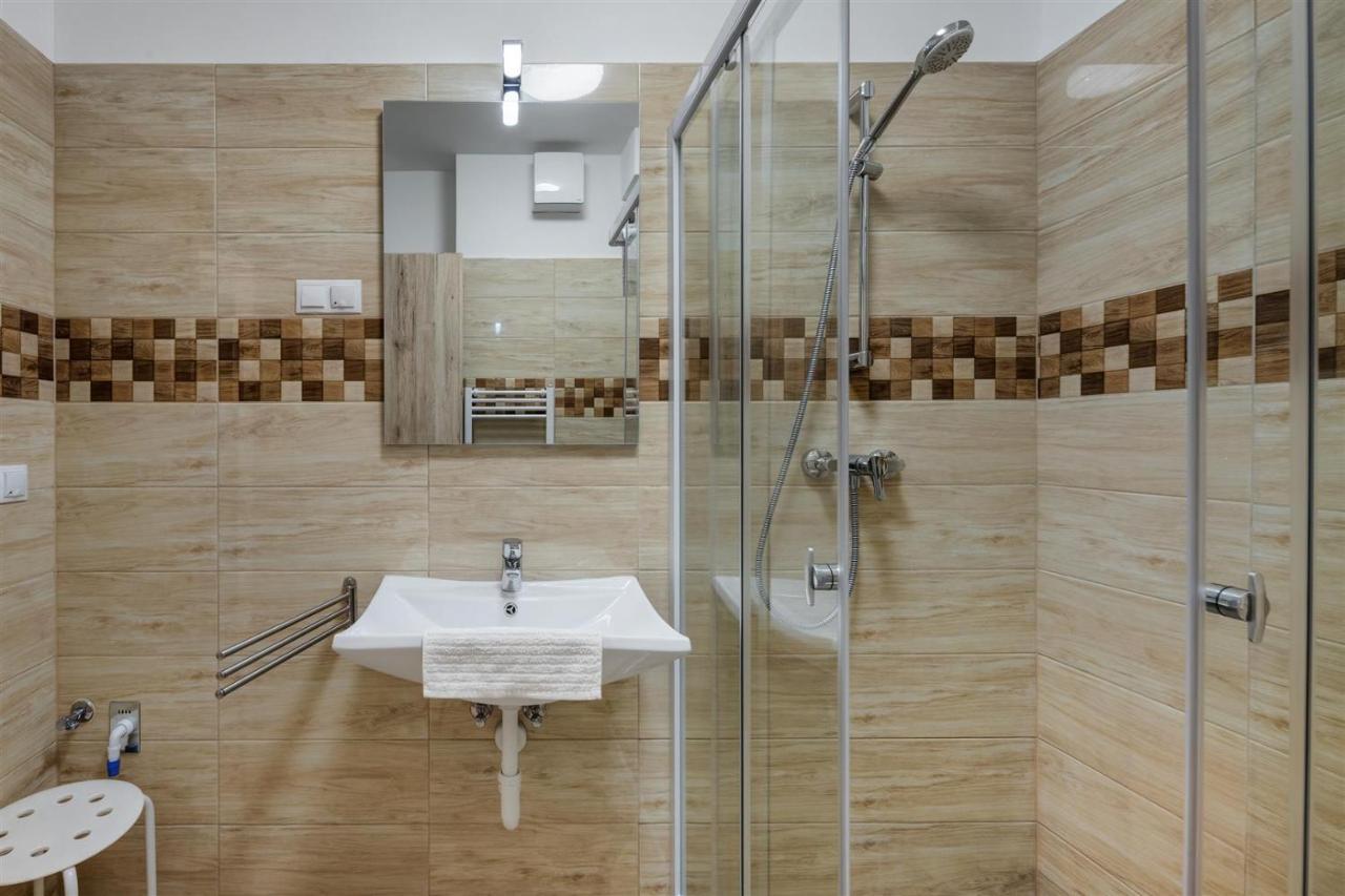 Leonardo Ground Apartment Budapest Ngoại thất bức ảnh
