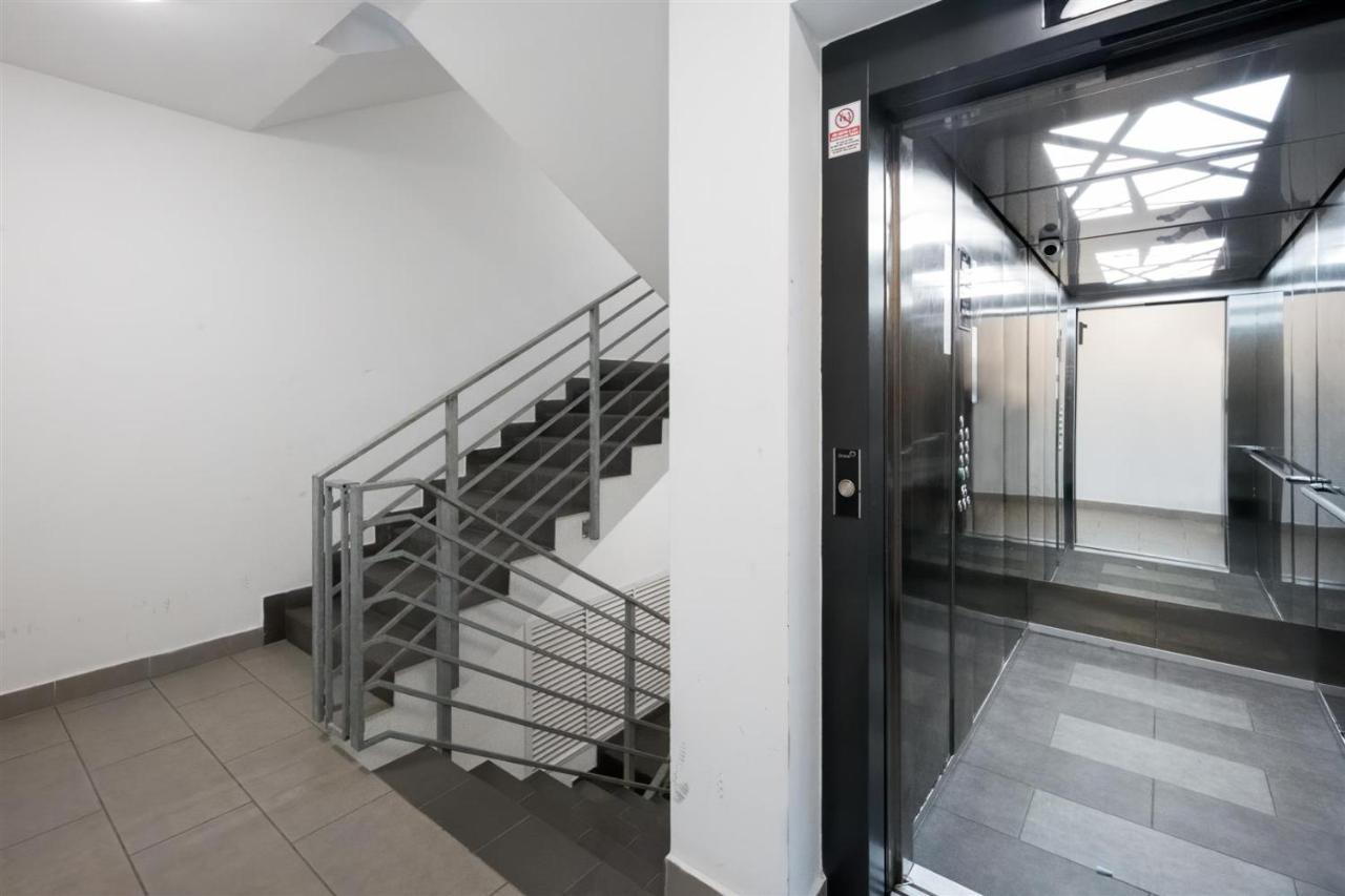 Leonardo Ground Apartment Budapest Ngoại thất bức ảnh